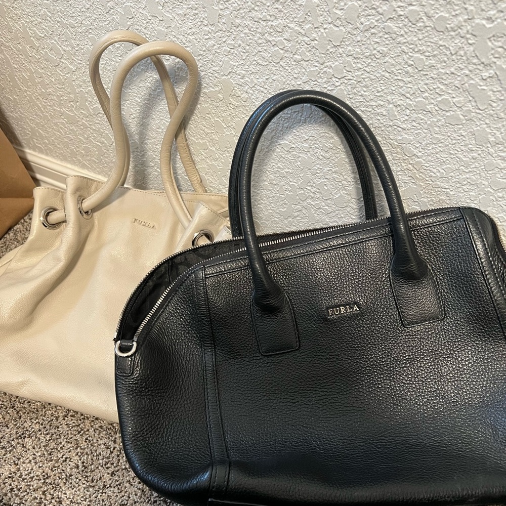Furla Cream Leather Handbag